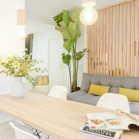 Charming Puerta De Toledo IV Apartment Madrid Exterior photo
