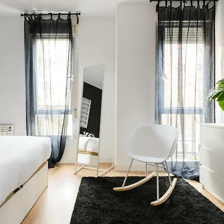 Charming Puerta De Toledo IV Apartment Madrid Exterior photo